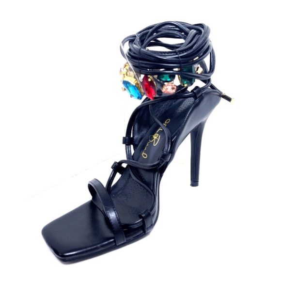 Stoned - Picture 3 of 3